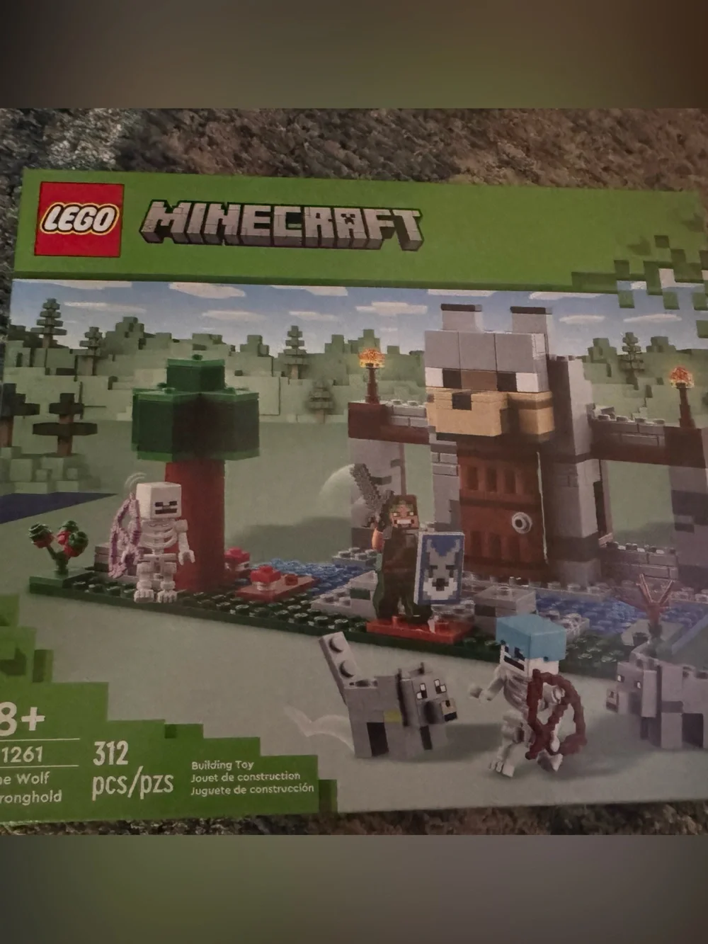 LEGO Minecraft® The Wolf Stronghold Fortress Set NEW in box - Picture 2 of 2